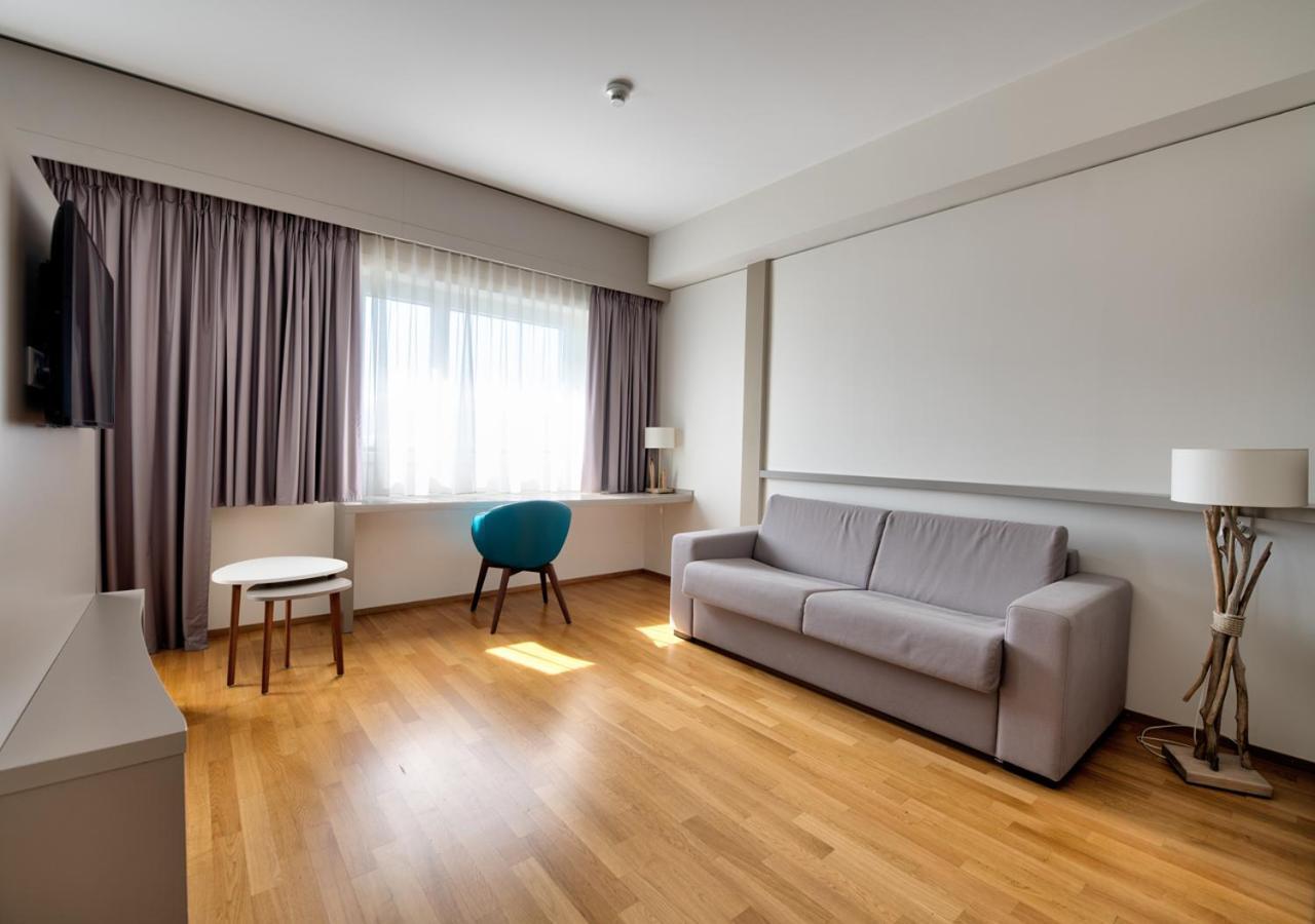 Aquatis Hotel 3* Superior Losanna Esterno foto
